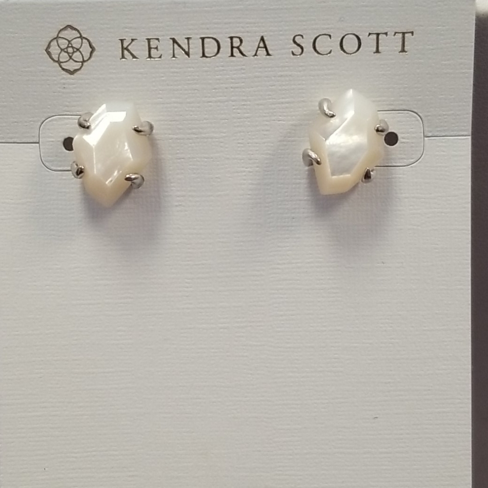 Kendra Scott Inaiyah Stud Earrings